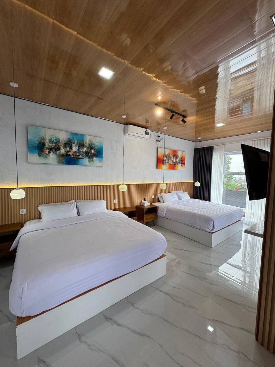Sunset Lawu Kemuning, Villa, Full House 3 Bed, Free Bbq, Free Float Light Breakfast Karanganyar  외부 사진